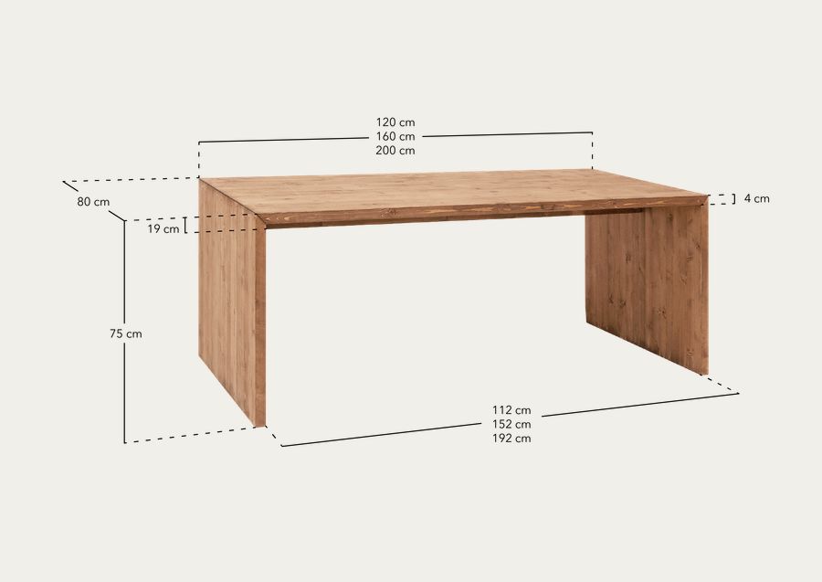 Tavolo da pranzo in legno massello in tonalità naturale di varie dimensioni